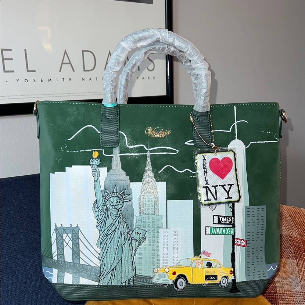 Vendula London New York City Cats & Corgis Tote
